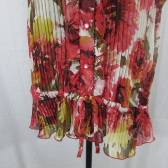 New York City Design Blouse - Picture 3 of 7